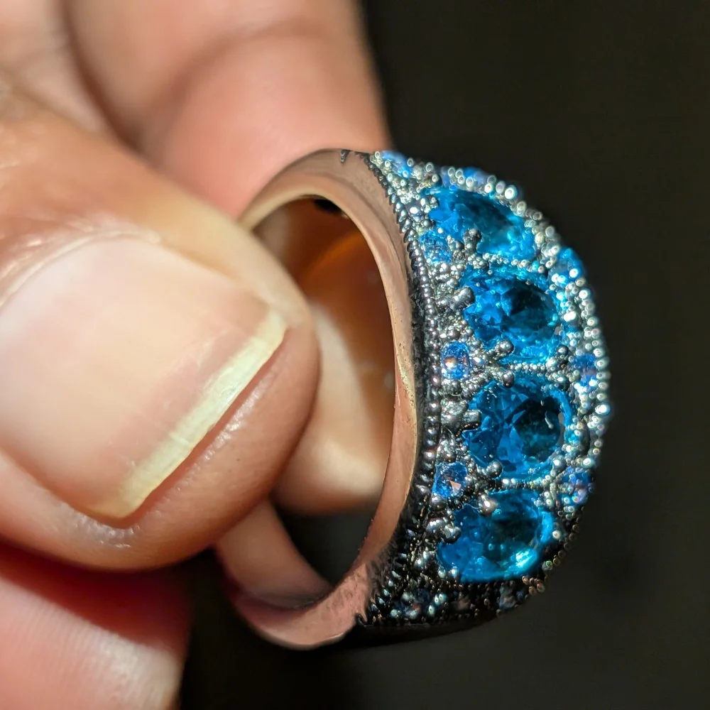 Elegant Blue Gemstone Silvery Chunky Ring Sz 8